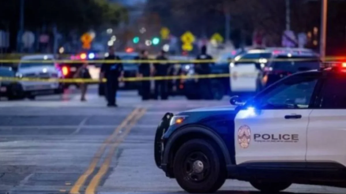 En un bar en Austin, Texas, se registró un tiroteo que dejó 3 muertos y 14 heridos, el atacante quedó abatido.