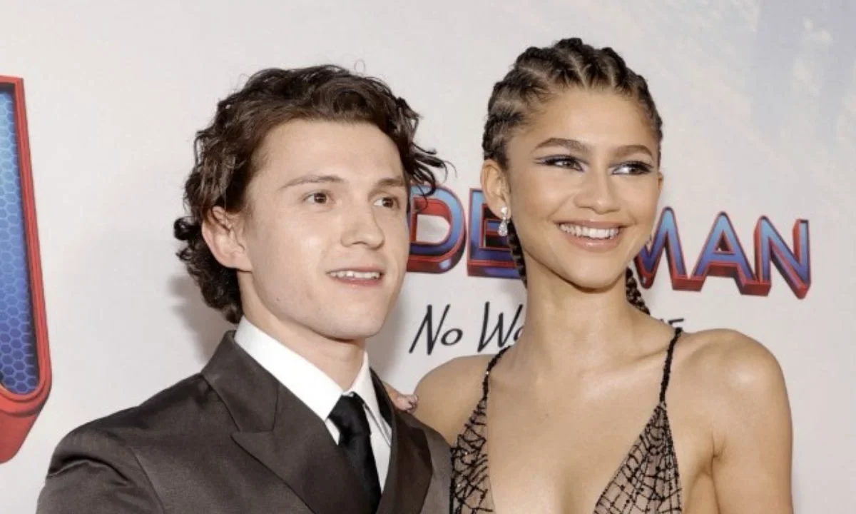 Law Roach, estilista cercano a Zendaya, reveló que la actriz ya se casó con Tom Holland, ‘la boda ya sucedió… te lo perdiste’. dijo.