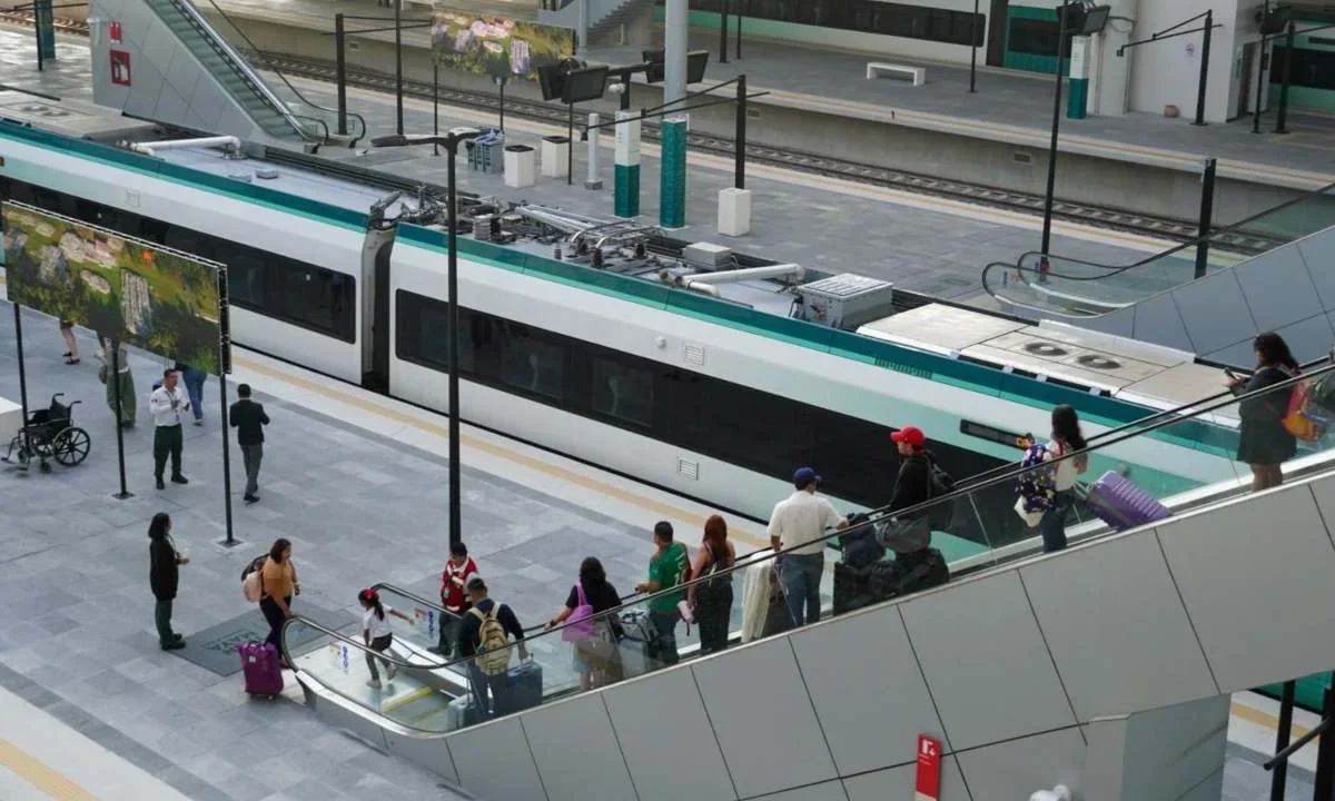 El Tren Maya lanza paquetes turísticos de vacaciones para la Semana Santa.