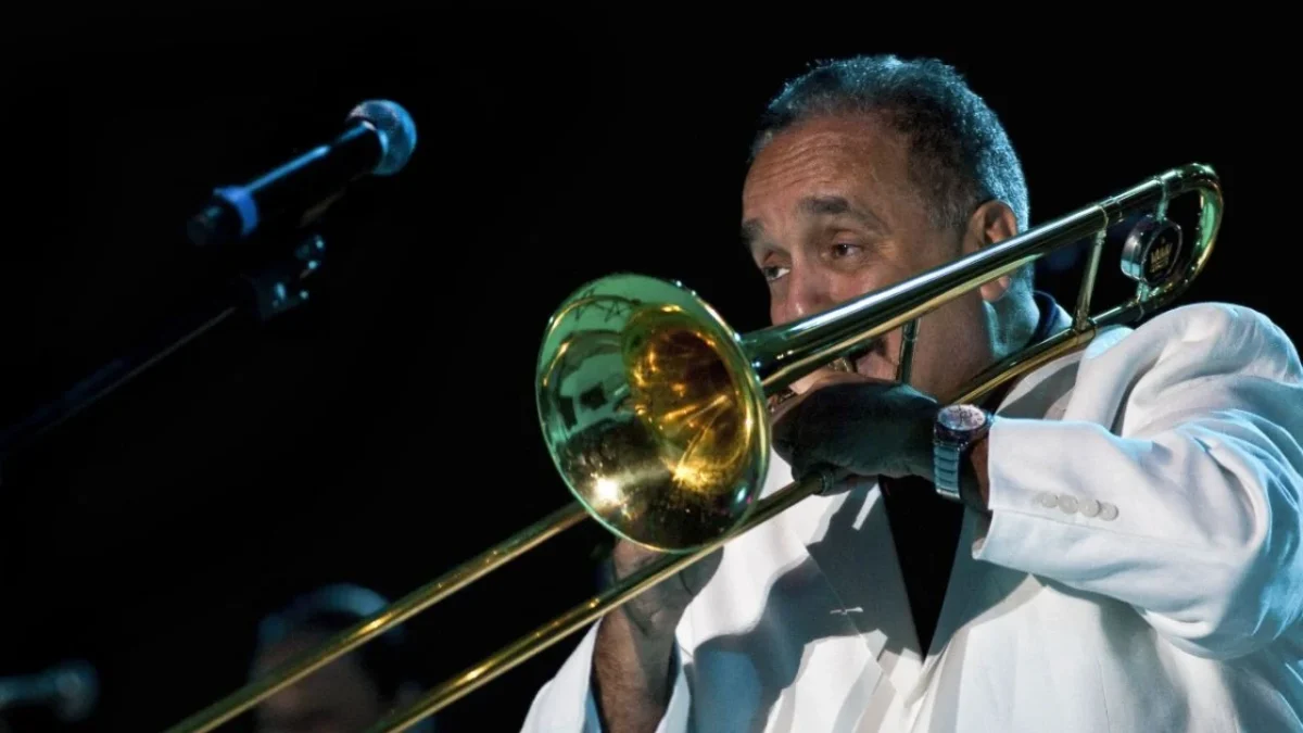 El legado del salsero y trombonista Willie Colón fue despedido en Nueva York con un homenaje cargado de música.