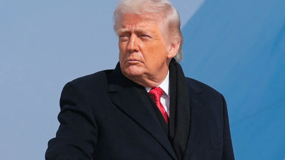Donald Trump, advirtió que podría intensificar los ataques contra Irán, mientras el gobierno iraní aseguró que no se rendirá ante la presión de Estados Unidos y Israel.