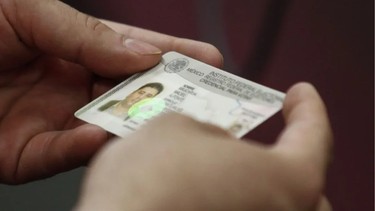 Si tu credencial para votar vence este año, aquí te decimos todos los detalles, requisitos y más cosas para renovar tu INE en este 2026.
