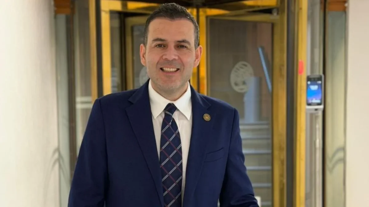 El diputado federal Ulises Mejía Haro consideró que el Plan B de la reforma electoral busca fortalecer el sistema electoral a un modelo más austero.