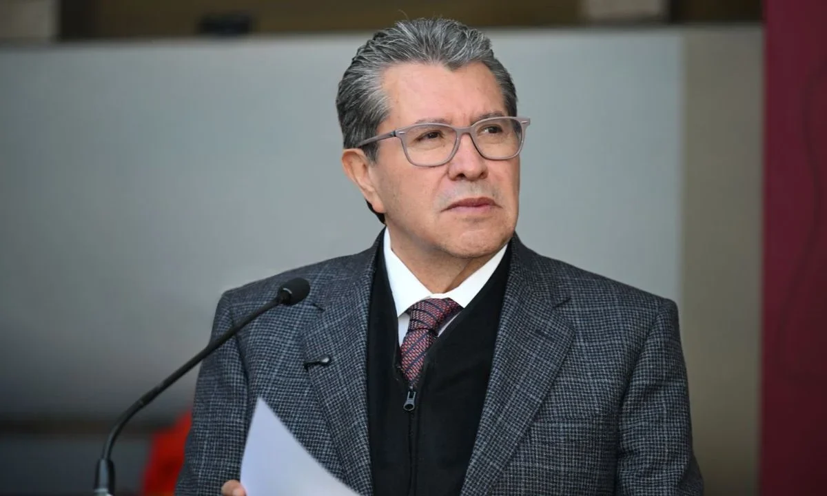 Monreal estacó que solo conoce a dos de los aspirantes a consejeros del INE y aseguró que no hay dados cargados, pues decidirá el comité.