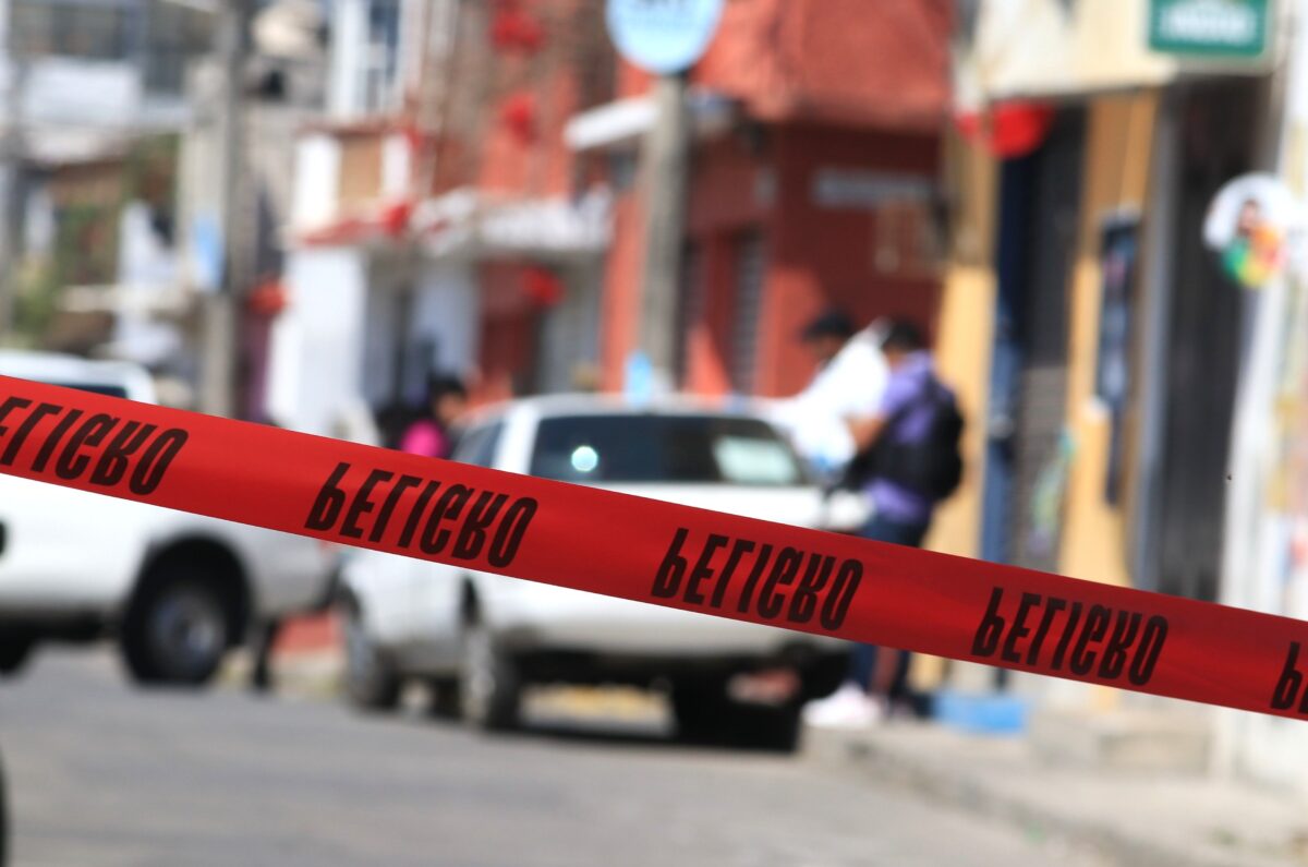 La madrugada de este sábado se registró un ataque armado a un bar de Anenecuilco, el cual dejó 8 personas muertas.