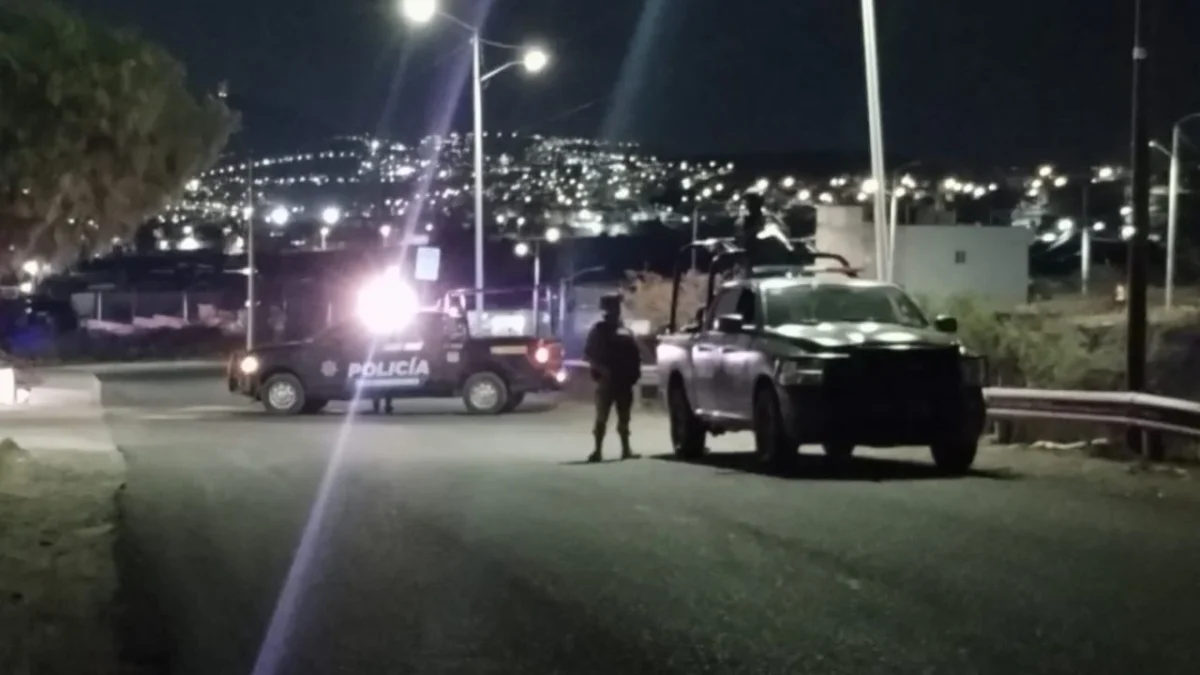 Cinco personas sin vida y 15 lesionadas el saldo que dejó una riña a balazos por apuestas durante una pelea de gallos clandestina