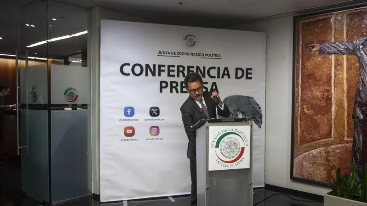 Acusa Mier, 'brutal crisis institucional' en Chihuahua, oposición acusa golpeteo a Maru Campos
