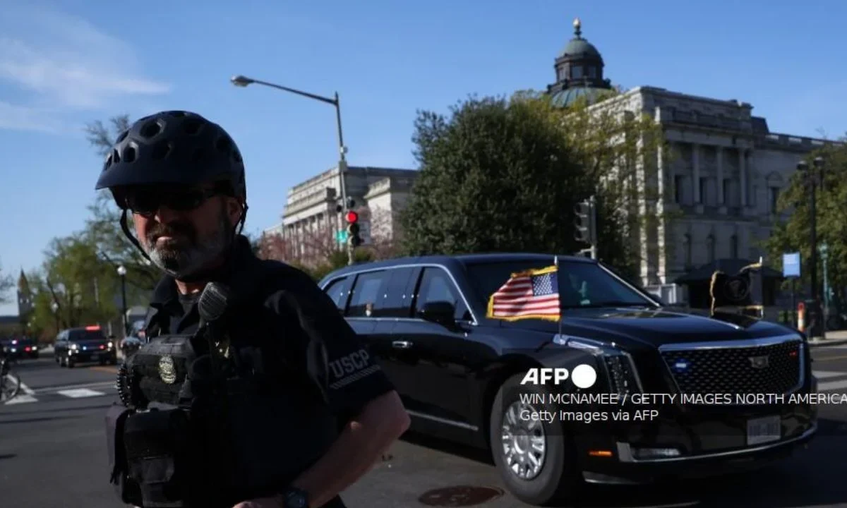 Arrestan a un hombre en Massachusetts por amenazar de muerte a Trump en redes sociales