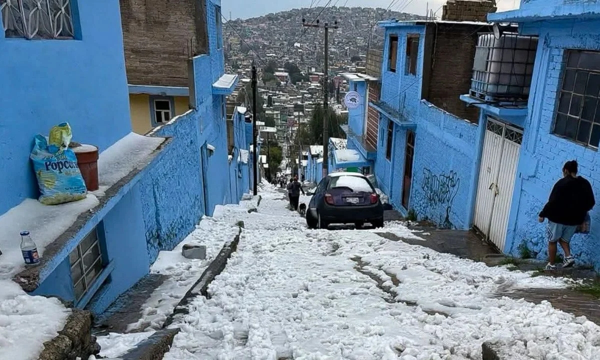 CDMX con alerta amarilla en 11 alcaldías por caída de granizo