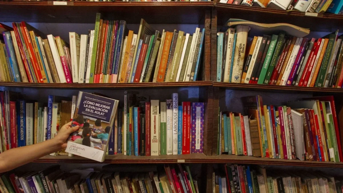 'Defender los derechos de autor es defender la capacidad de pensar': Juan Ramón Obón