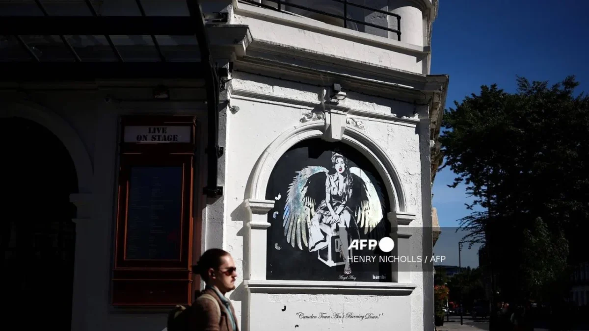 Justicia falla contra padre de Amy Winehouse
