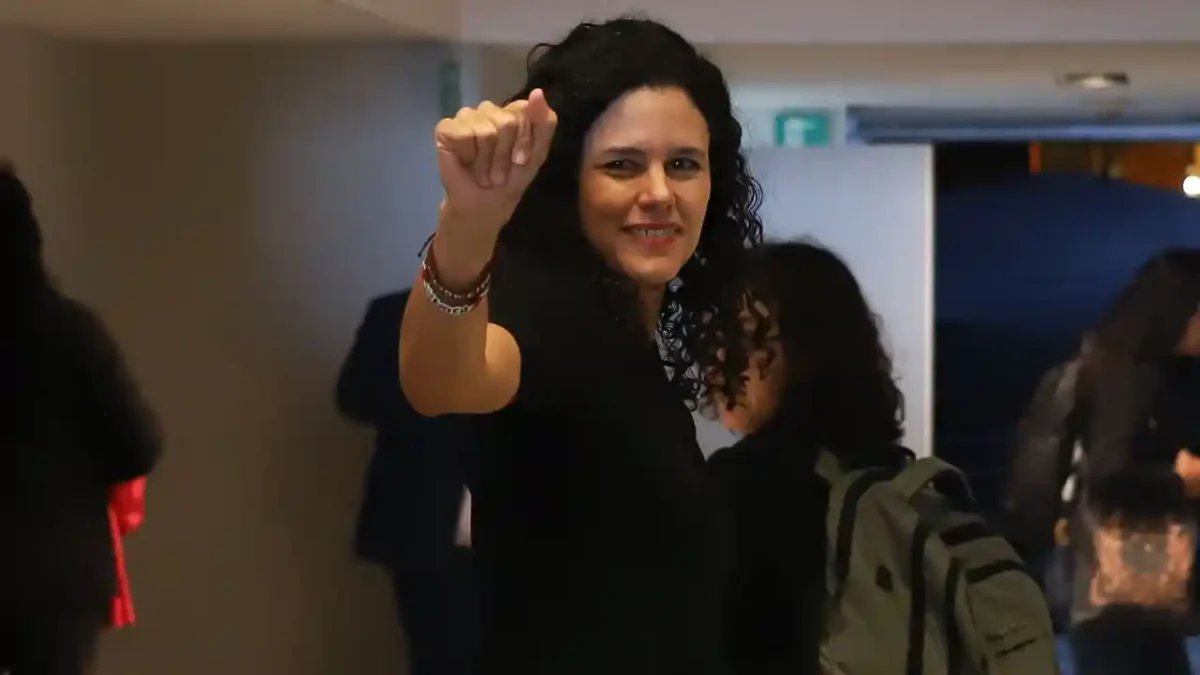 Luisa María Alcalde Consejería Jurídica