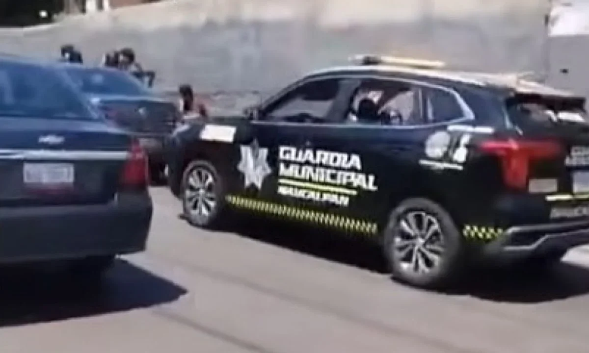 Muere una mujer por una volcadura en Naucalpan