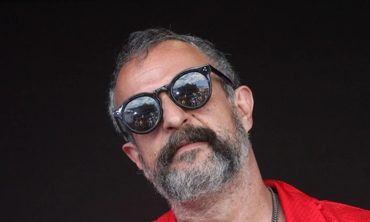 Tito Fuentes de Molotov vuelve a dar al hospital