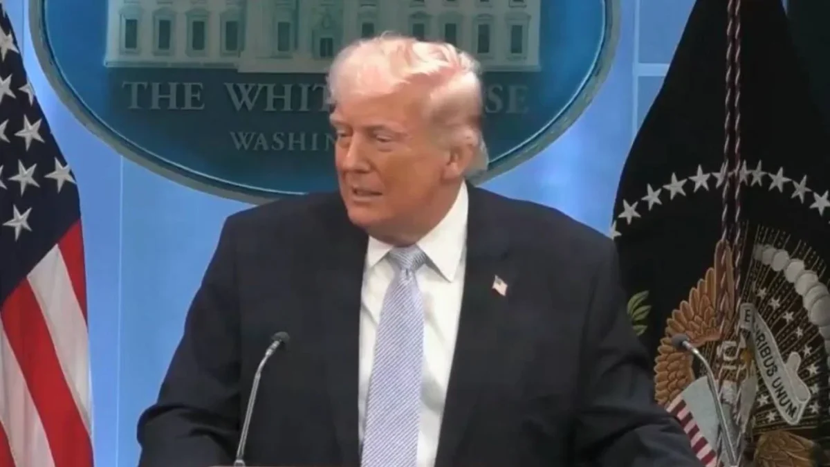 Trump aprenderá español y se 'postulará' a la presidencia de Venezuela