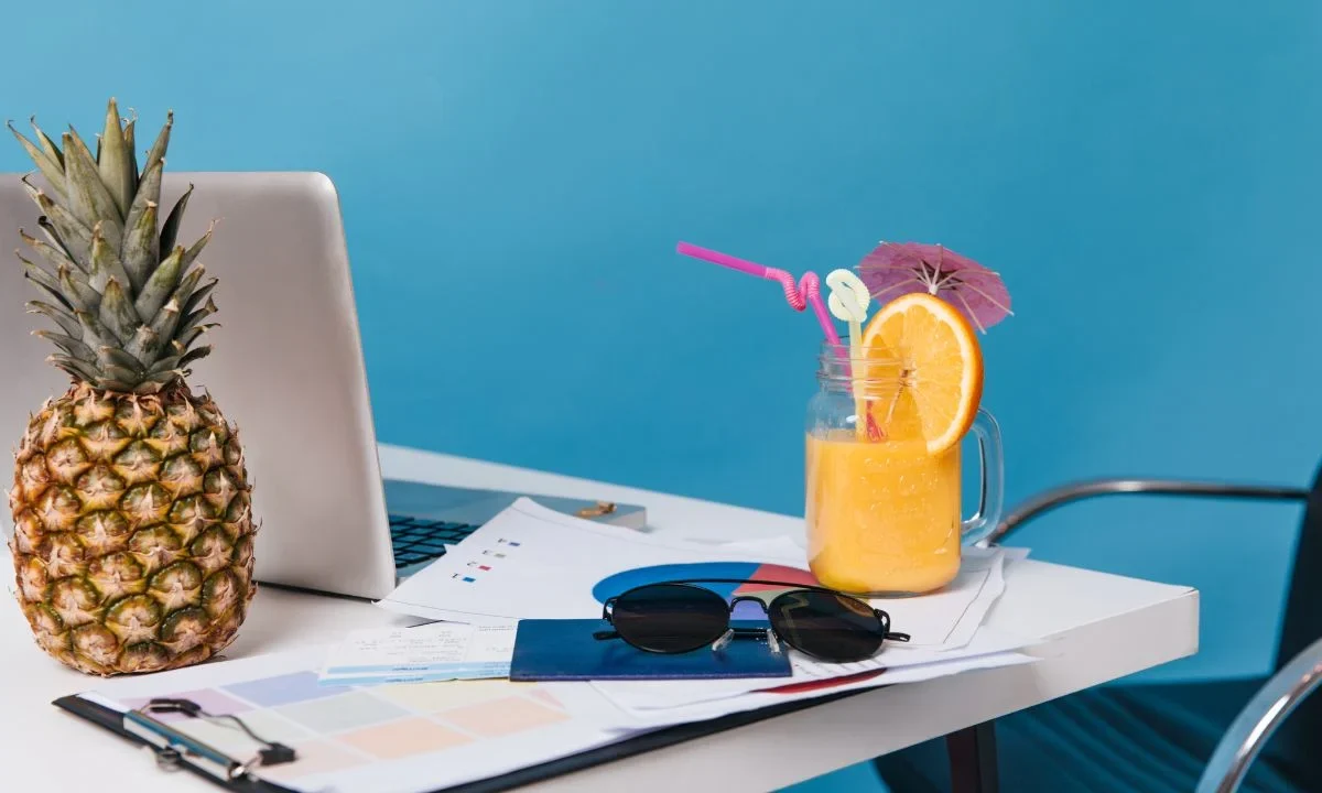 Descubre los días de descanso y puentes vacacionales que le esperan a trabajadores y estudiantes en mayo 2026 y prepara tu escapada perfecta.
