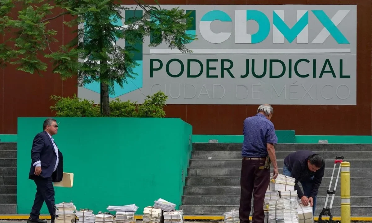 El representante de trabajadores del PJCDMX y el titular de la institución informaron un incremento del 15% al salario y prestaciones.