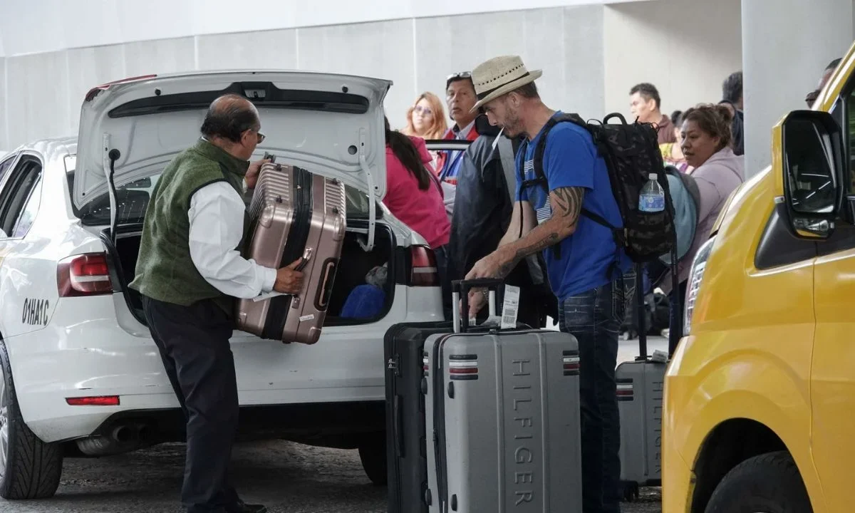 El AICM pidió a los pasajeros que anticipen sus llegadas ante el mega bloqueo anunciado para este lunes 6 de abril en la CDMX.