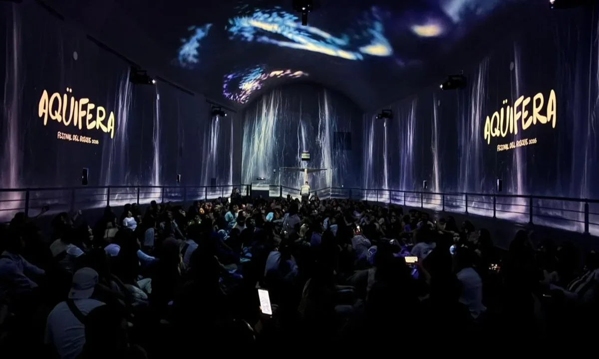 La experiencia inmersiva Aquïfera extendió su exhibición en Parque Aztlán, donde podrá visitarse con acceso gratuito.