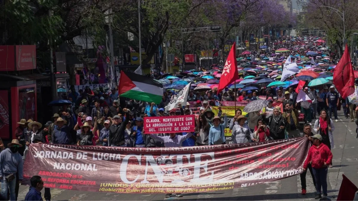 Entérate aquí la ruta y el horario de la Mega Marcha de la CNTE para este viernes 1 de mayo en el marco del Día del Trabajo.