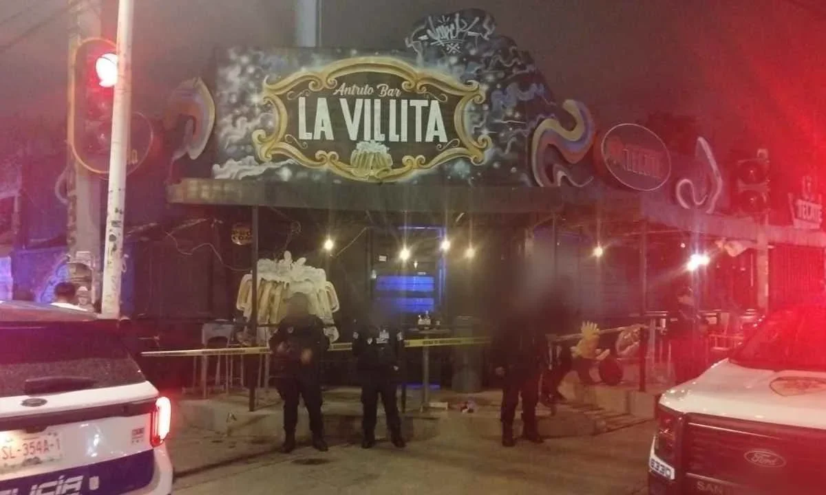 Un ataque armado en bar de SLP deja dos muertos y tres lesionados.