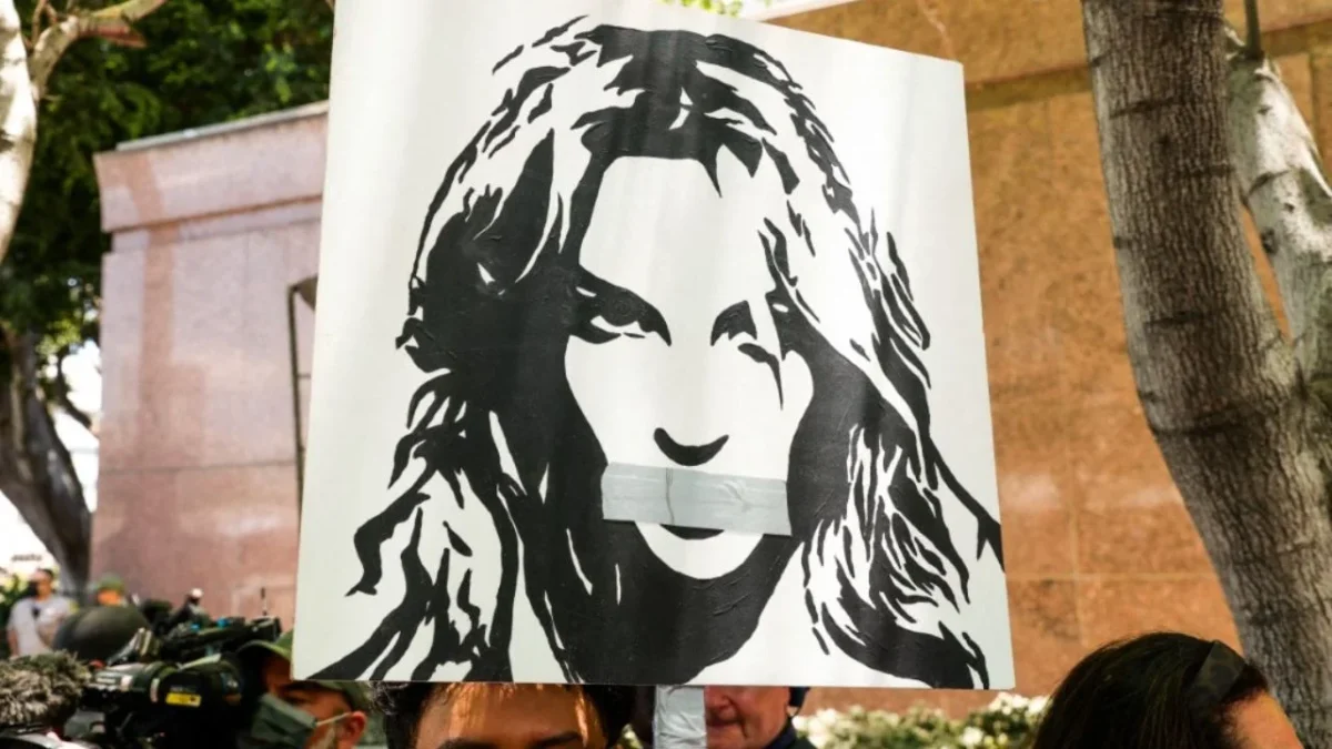 Según reportes, de manera voluntaria la cantante Britney Spears ingresó a rehabilitación por un presunto abuso de sustancias en EU.