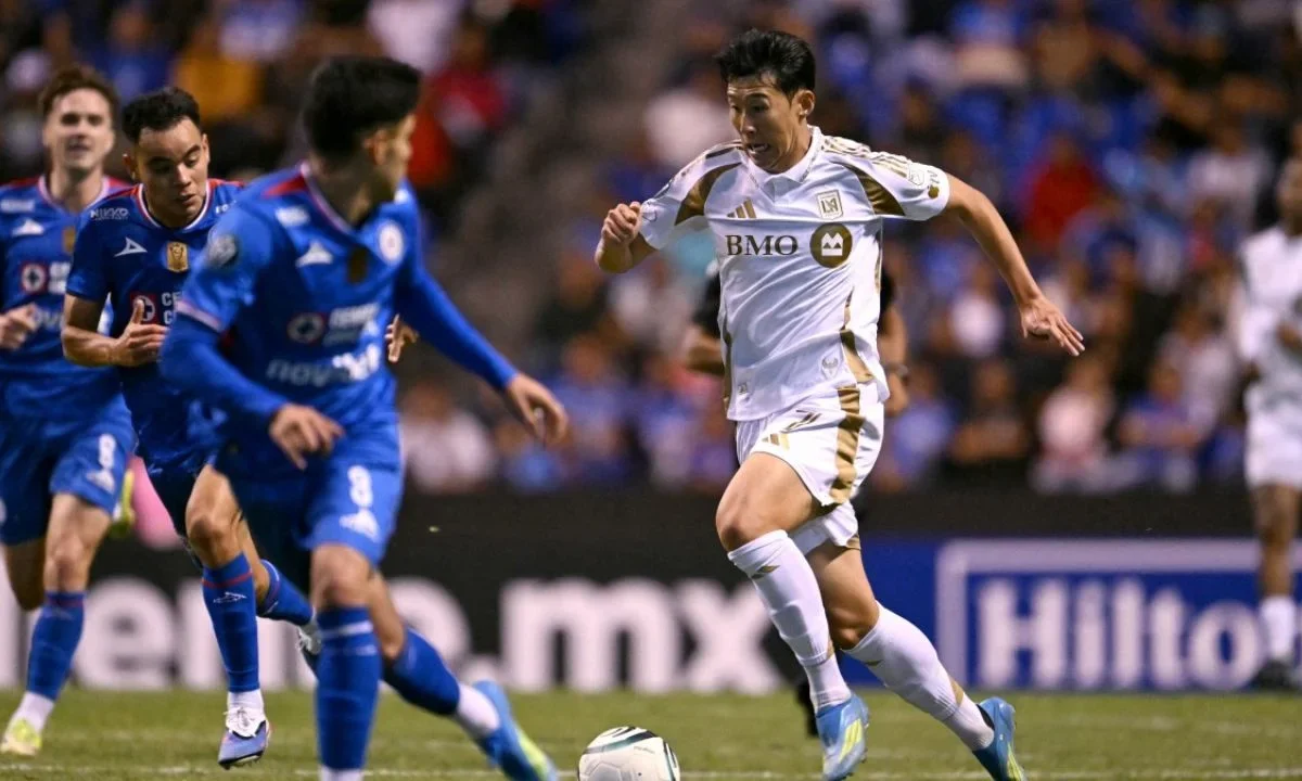 Cruz Azul empató 1 a 1 con el cuadro de LAFC, resultado que le impidió avanzar a la siguiente ronda de la Concacaf Champions Cup.