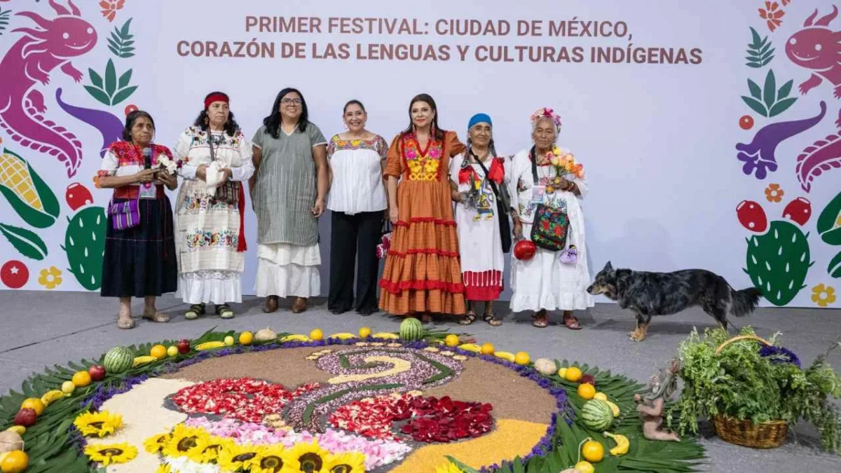 El Gobierno de la CDMX promueve las lenguas indígenas con festival en el Zócalo.