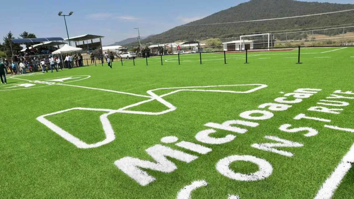 Construcción de canchas por 'Mundial Social' no alcanza el 50% de avances a nivel nacional.