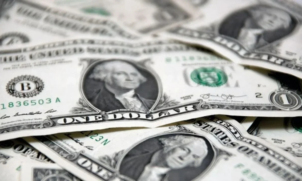 El PIB de Estados Unidos creció solo un 0.5% a tasa anualizada en el último trimestre de 2025, según datos del Departamento de Comercio.