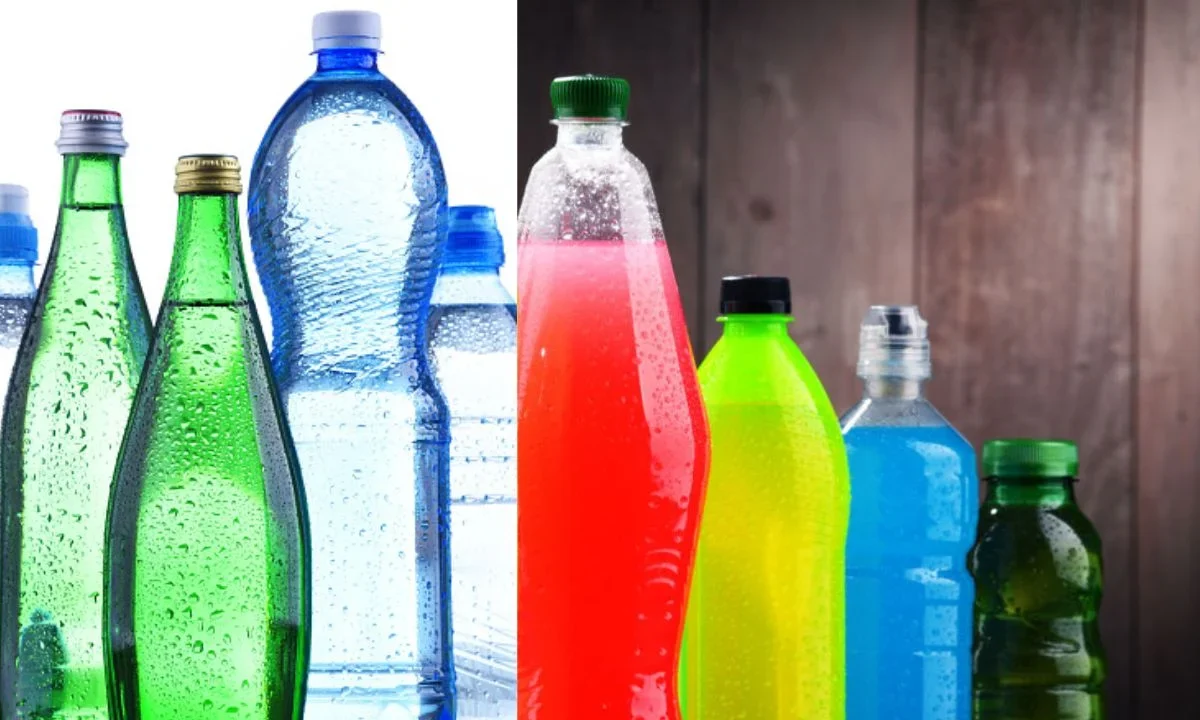 Durante la temporada de calor es recomendable priorizar el consumo de agua natural o mineral sobre refrescos azucarados para una mejor hidratación y prevención de riesgos a la salud.