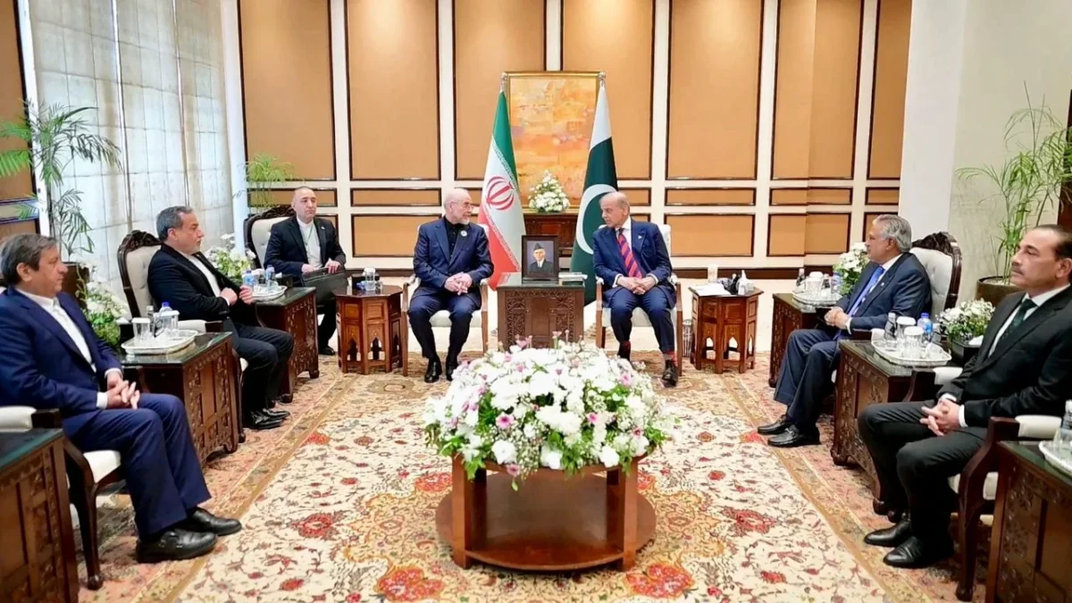 Una delegación del gobierno iraní se reunió con el Primer Ministro de Pakistán el 11 de abril para discutir los términos de las negociaciones decisivas para poner fin a la guerra en Oriente Medio con una delegación estadounidense liderada por el Vicepresidente JD Vance.