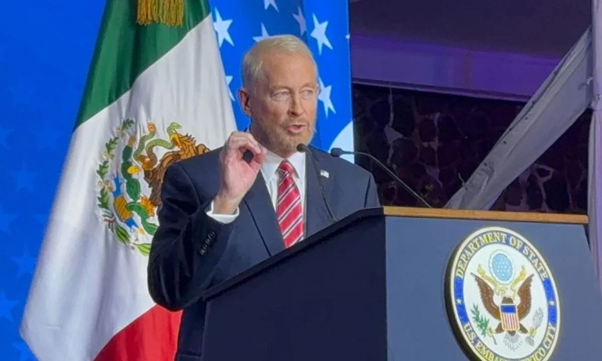 Ronald Johnson, la representación diplomática señaló que combatir la corrupción y la actividad criminal transnacional es una prioridad compartida entre EU y México.