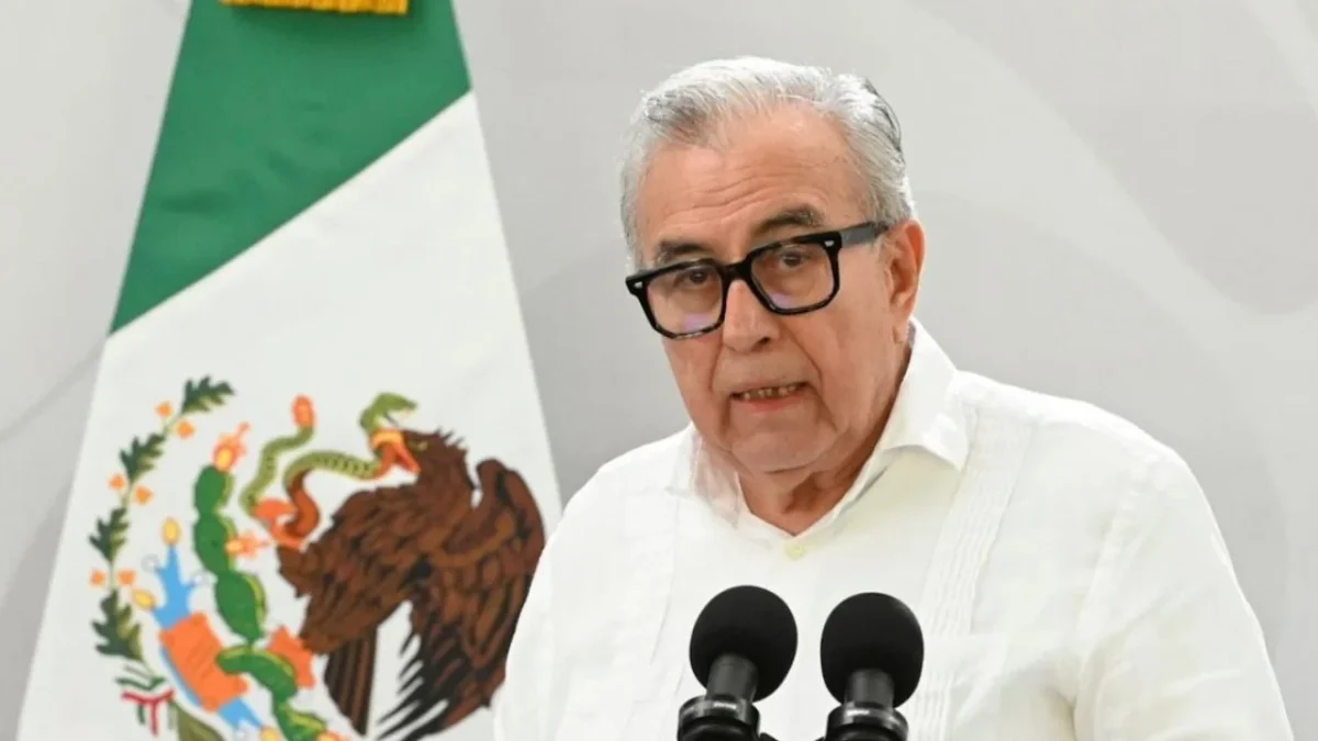 FGR recibe notificación de SRE para la detención provisional con fines de extradición Rubén Rocha y 9 funcionarios, acusados por EU.