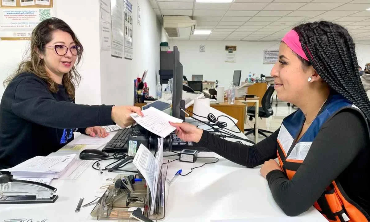 Fonacot impulsa el crecimiento financiero de jóvenes que se suman a la actividad laboral.