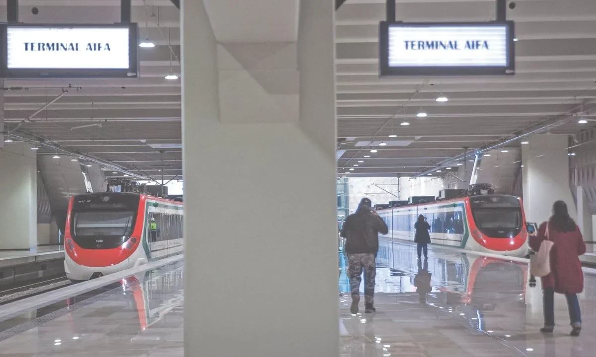 La compra del Tren Suburbano es por 5 mil 999 mdp, antes del acuerdo, CAF tenía43.4% de participación y Omnitren, 7.6%.