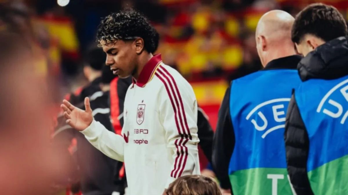 El jugador Lamine Yamal recordó a los aficionados que él también es musulmán y tachó la situación como un acto lamentable.