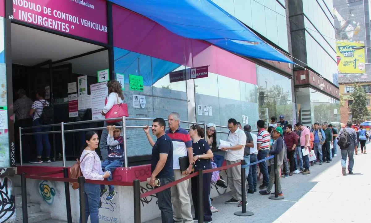 ¡Cuidado! Hay ciberdelincuentes que se hacen pasar por falsos gestores que te aseguran que realizarán un tramite más rápido para obtener tu Licencia de Conducir en la CDMX.