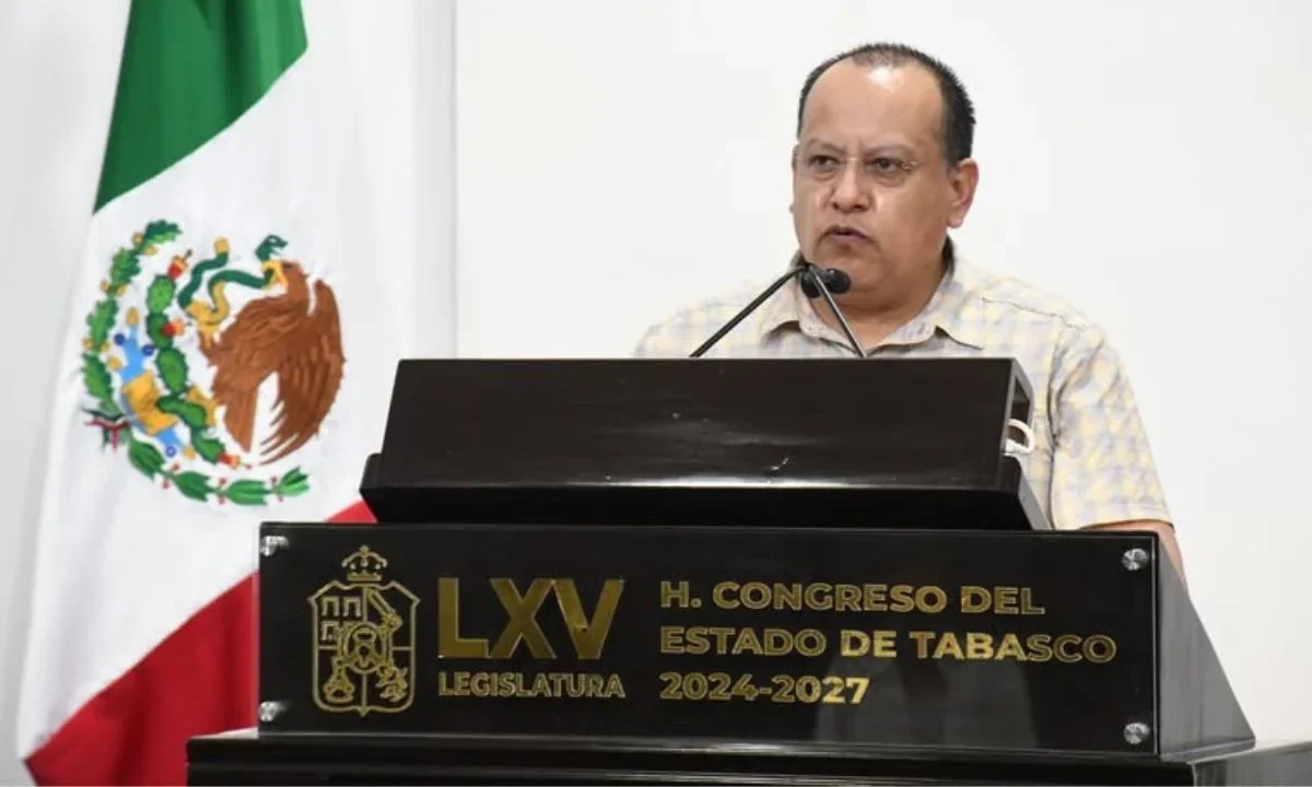 Martín Palacios Calderón, diputado del PT, ofreció disculpas, desde el Congreso de Tabasco, a las mujeres por compararlas con caballos.