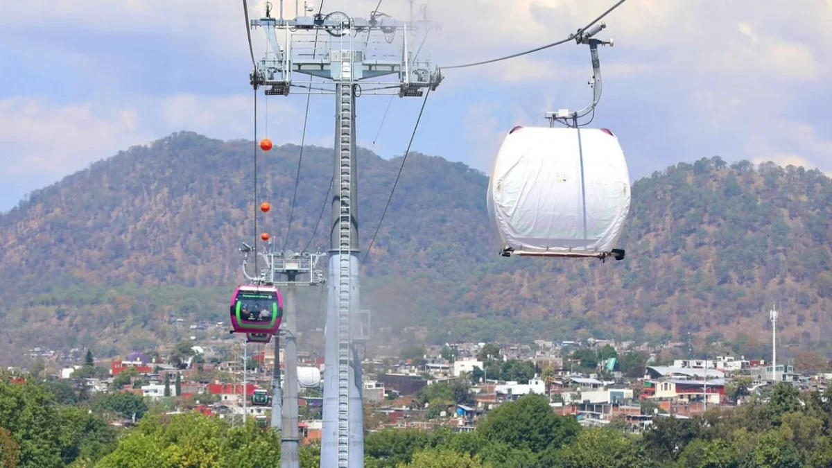 La construcción del teleférico de Uruapan requirió una inversión estatal de 3 mil 200 mdp, sin recurrir a la contratación de deuda pública.