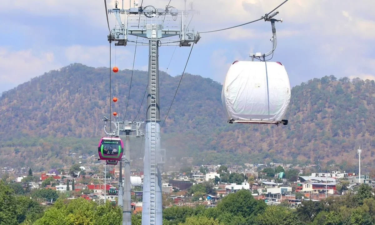 La construcción del teleférico de Uruapan requirió una inversión estatal de 3 mil 200 mdp, sin recurrir a la contratación de deuda pública.
