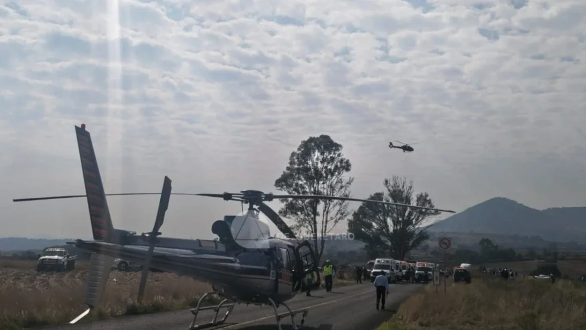Accidente en la carretera 310 en Amealco dejó nueve muertos y 27 heridos tras el impacto de un autobús contra un árbol.