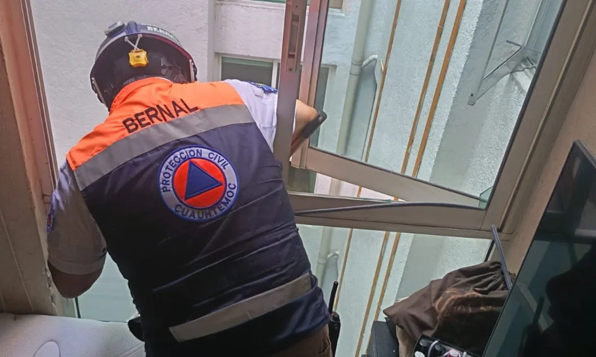 Una mujer de 52 años resultó con quemaduras de primer grado en el brazo derecho, luego de un flamazo mientras cocinaba en la Roma Sur.