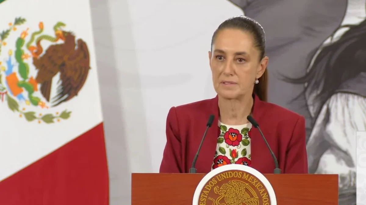 Sheinbaum anunció que en abril se iniciará la reconstrucción de caminos y puentes afectados por lluvias en varios estados del país.