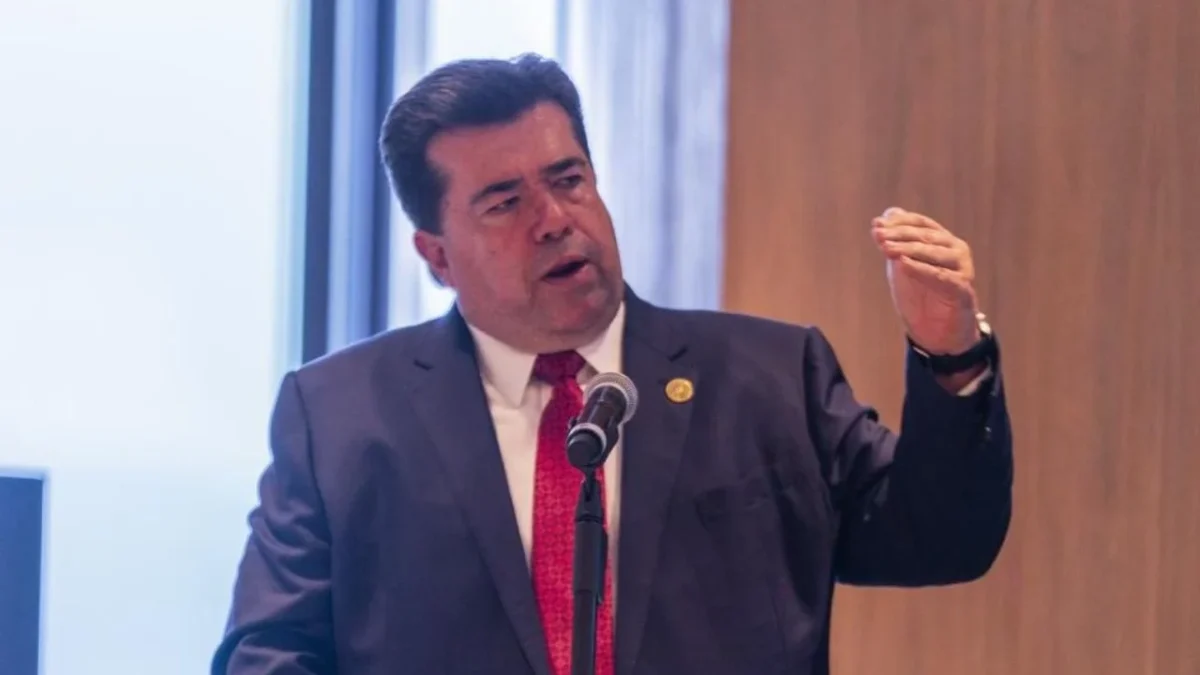 Pedro Haces Barba afirmó que México puede capitalizar el nuevo orden global, si transforma inversión en productividad.