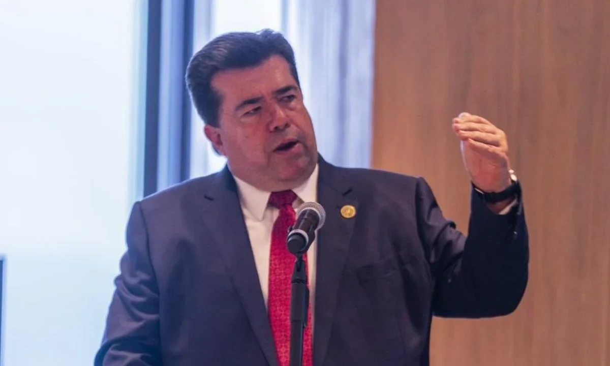 Pedro Haces Barba afirmó que México puede capitalizar el nuevo orden global, si transforma inversión en productividad.