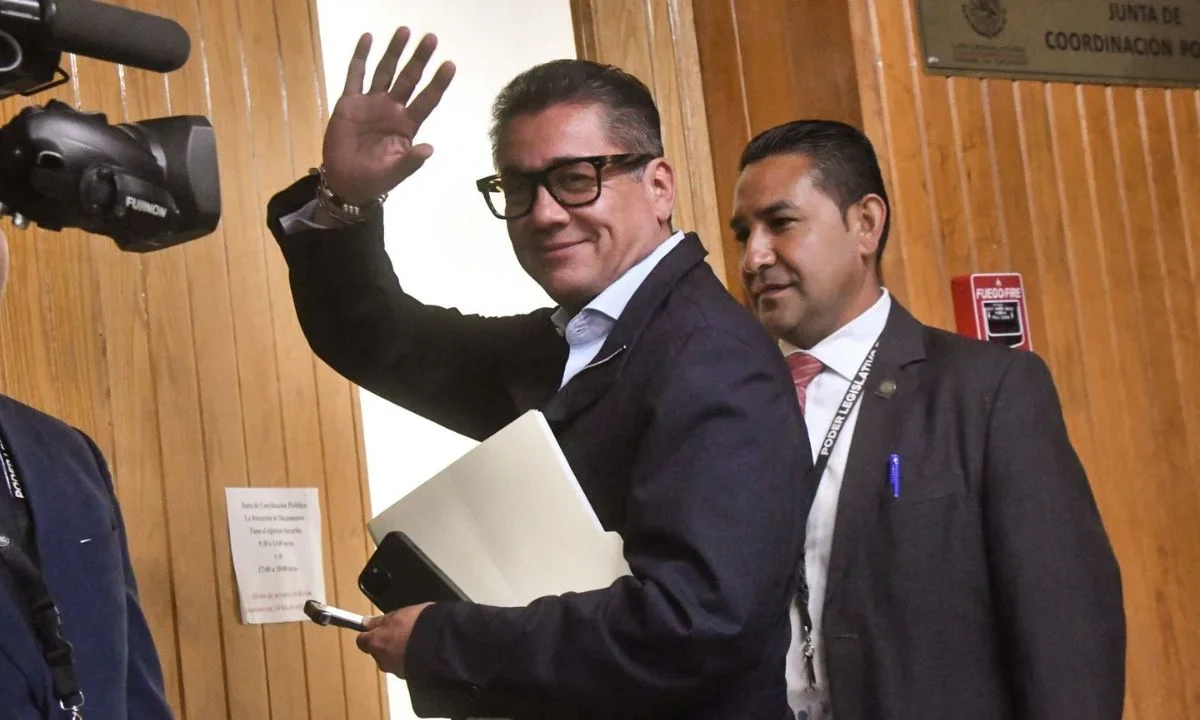 Carlos Puente del PVEM refirió que tienen candidatos para las 17 entidades, Cámara de Diputados, distritos locales y los ayuntamientos.