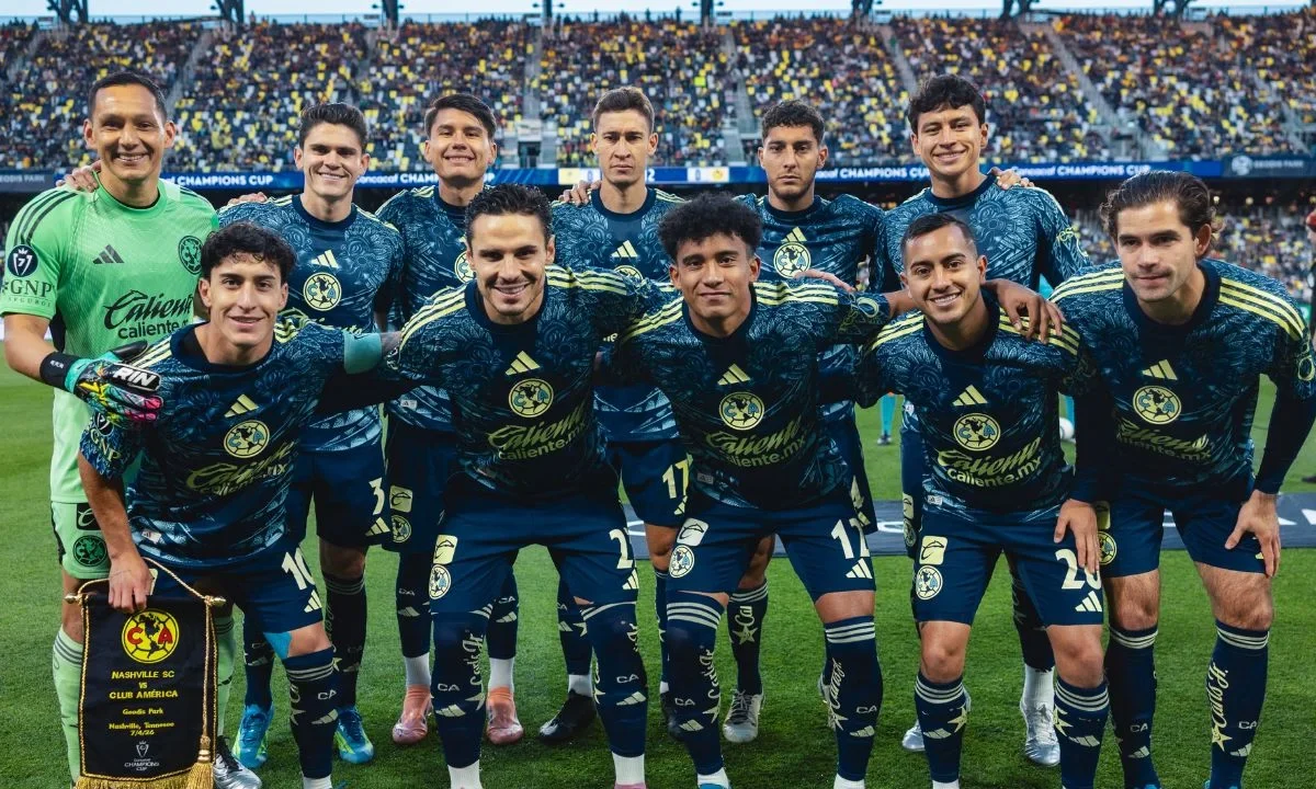 Jugadores y cuerpo técnico del América vivieron momentos de tensión tras un aterrizaje de emergencia en Miami debido a una presunta falla técnica en su avión.