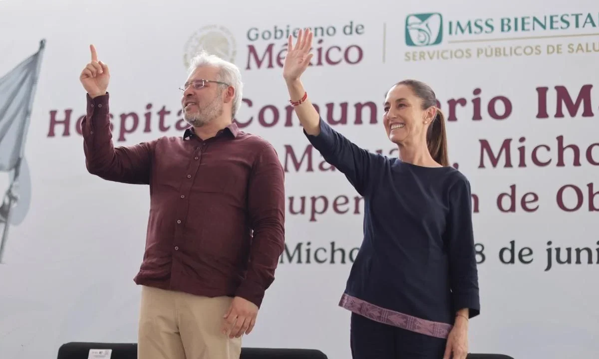 Alfredo Ramírez, gobernador de Michoacán, informó que la presidenta Sheinbaum destinó 6 mil mdp para becas educativas en la entidad.