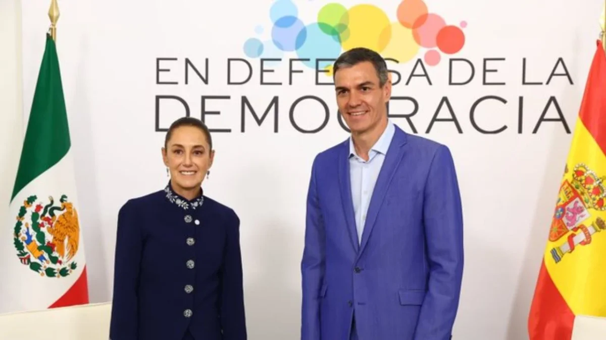 Claudia Sheinbaum Pardo sostuvo una reunión con el presidente de España, Pedro Sánchez, en Barcelona, donde acordaron reactivar el diálogo bilateral en materia de energías renovables, comercio y cultura.
